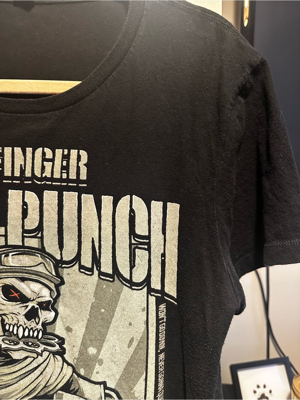 Bay Island Five Finger Death Punch Band T-Shirt - Picture 3 of 5